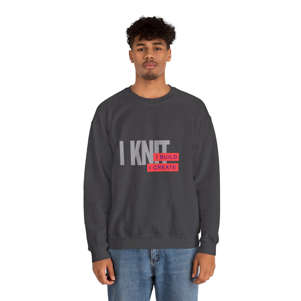 "I Knit. I build" – Men's Funny Knitting Sweatshirt
