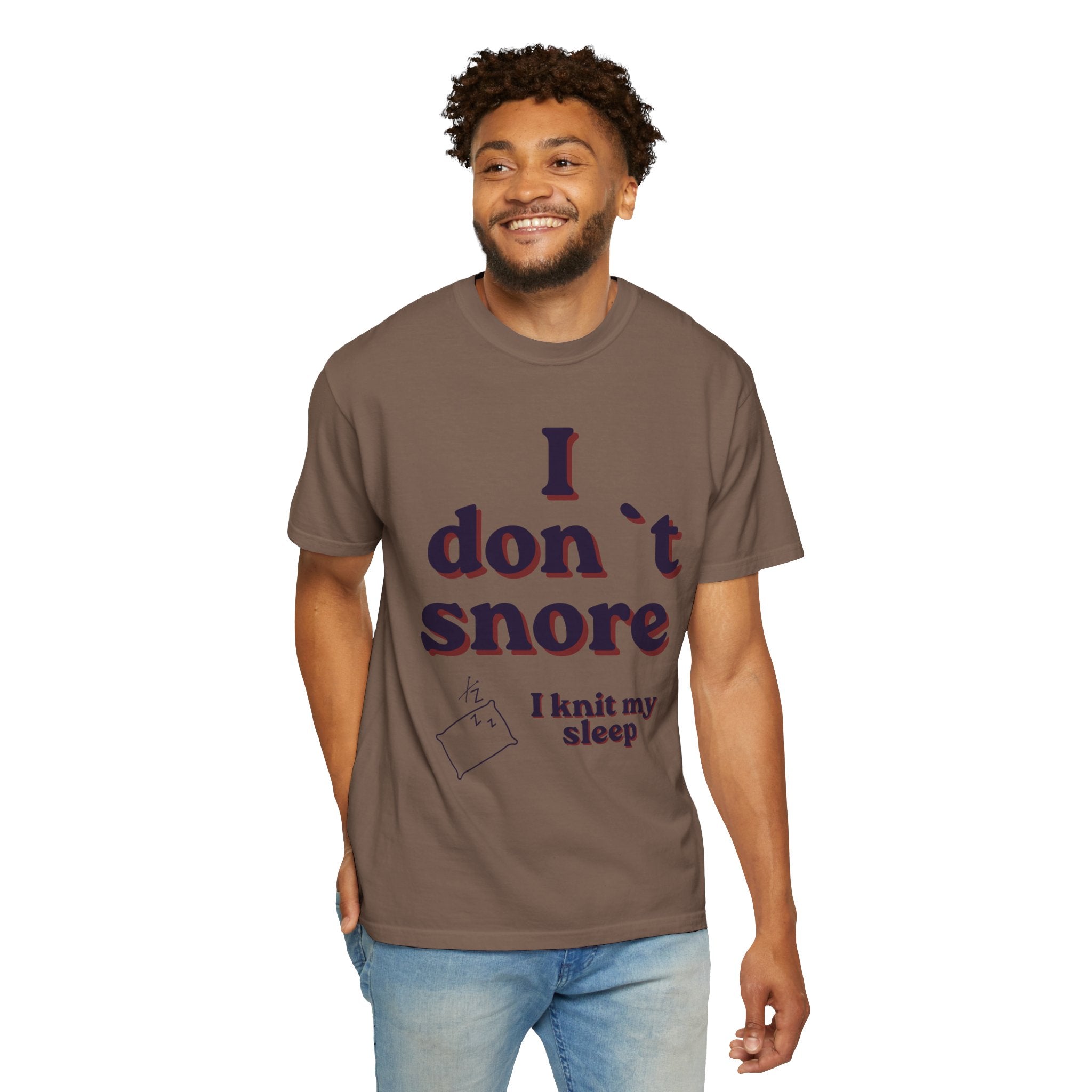 "I don`t snore, I knit my sleep" – Funny Knitting T-Shirt for Men